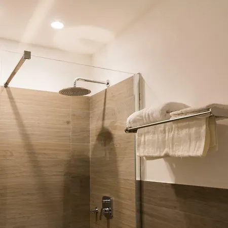 Lemon Tree Apartment